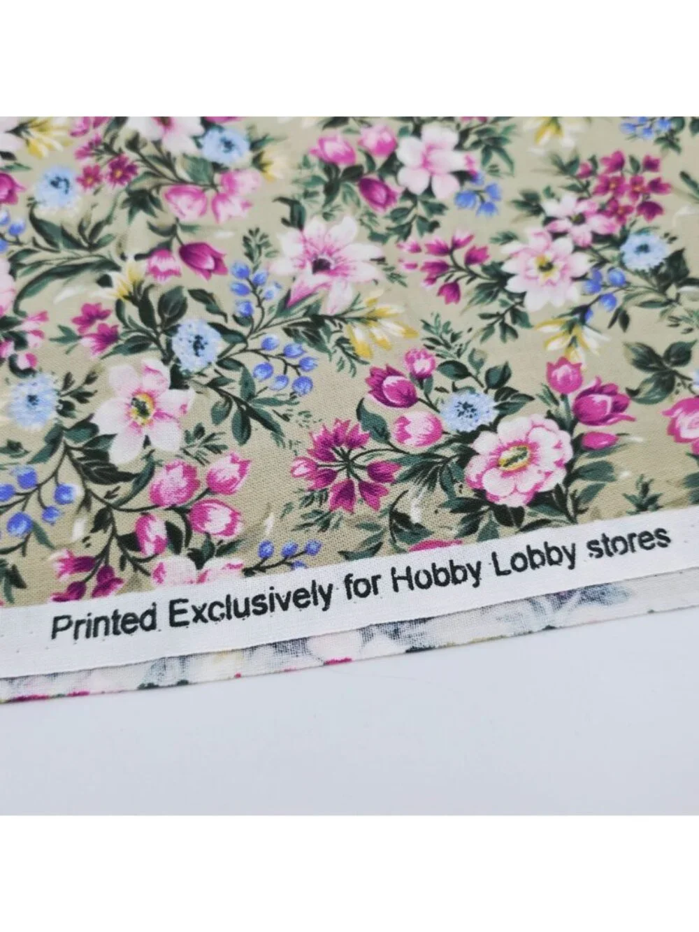 Floral Cotton Fabric Beige Pink Blue 1 Yard Hobby Lobby Exclusive - Picture 5 of 5
